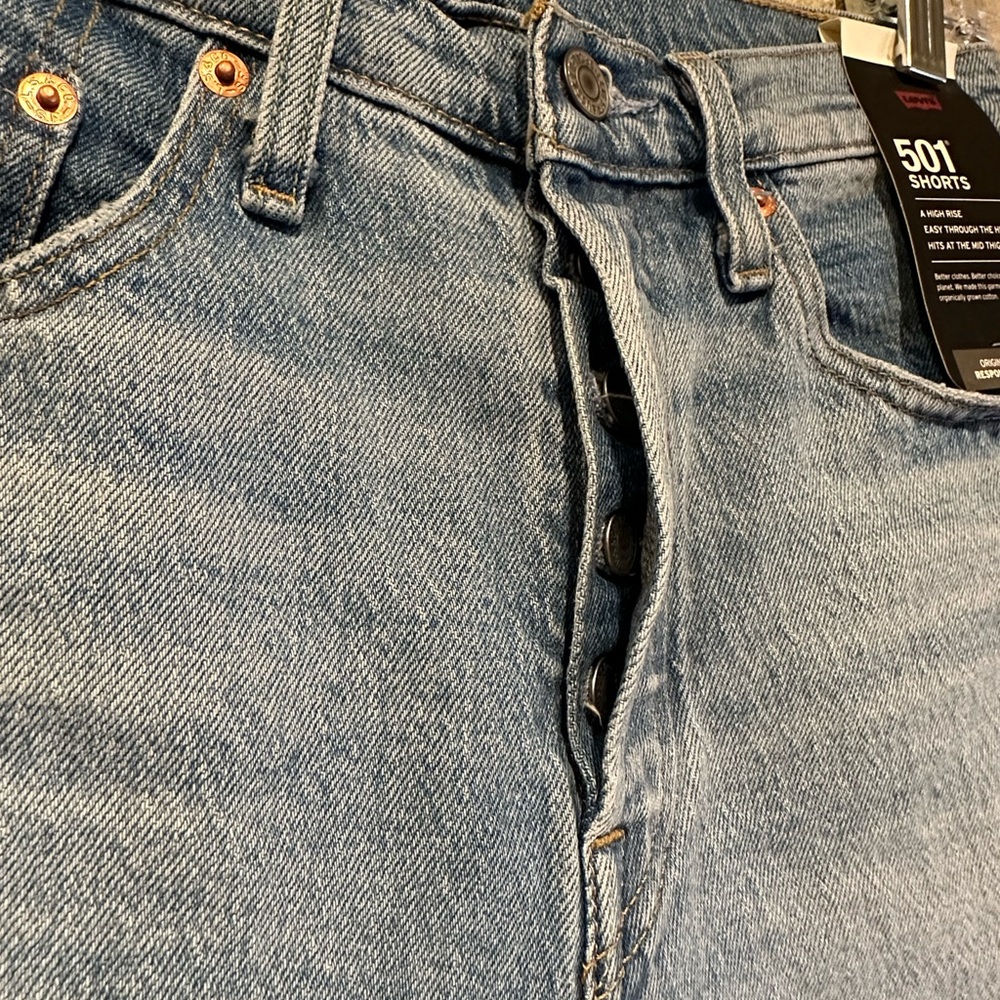 Levi’s 501 shorts - Picture 3 of 3